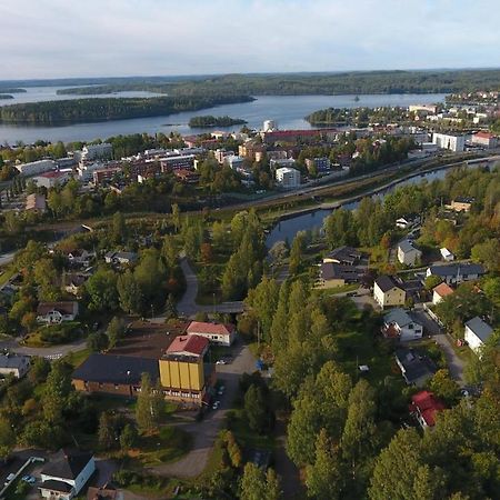 Апартаменты Huoneisto 2 Савонлинна Экстерьер фото